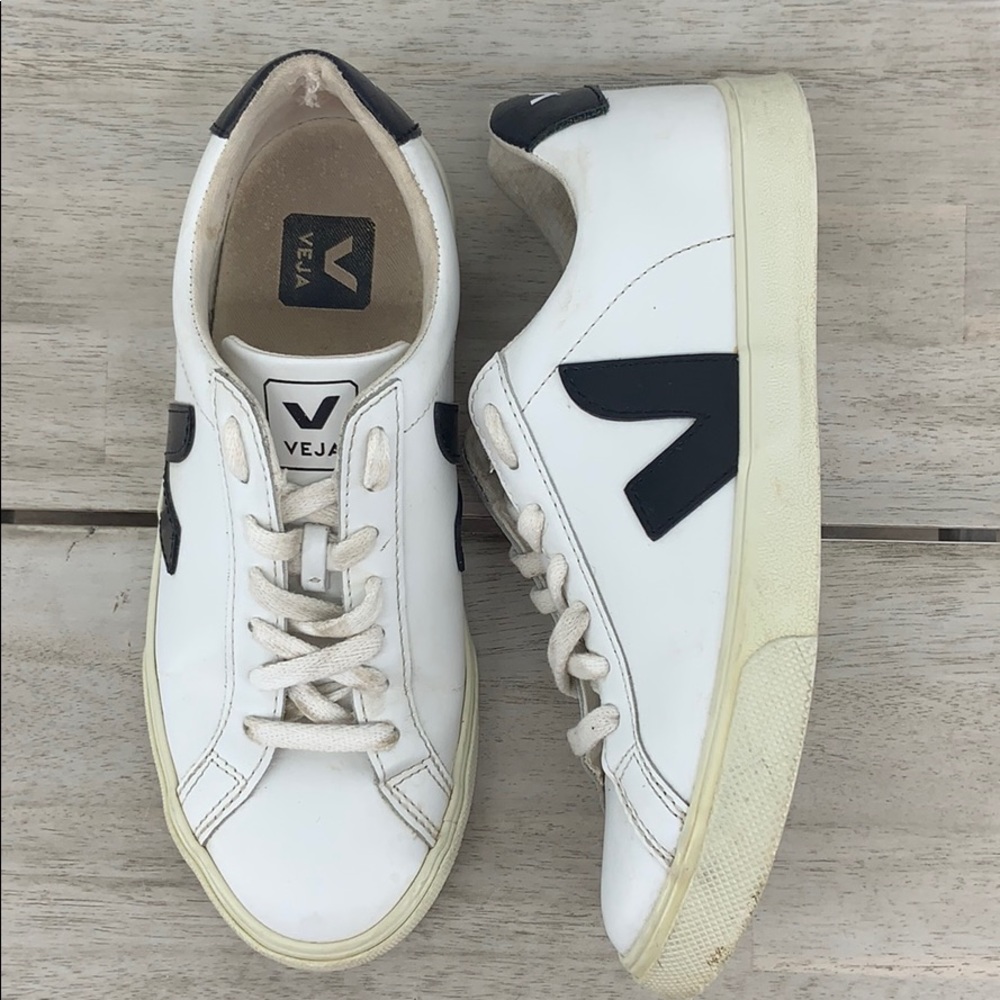 Vera Esplar low top leather sneakers